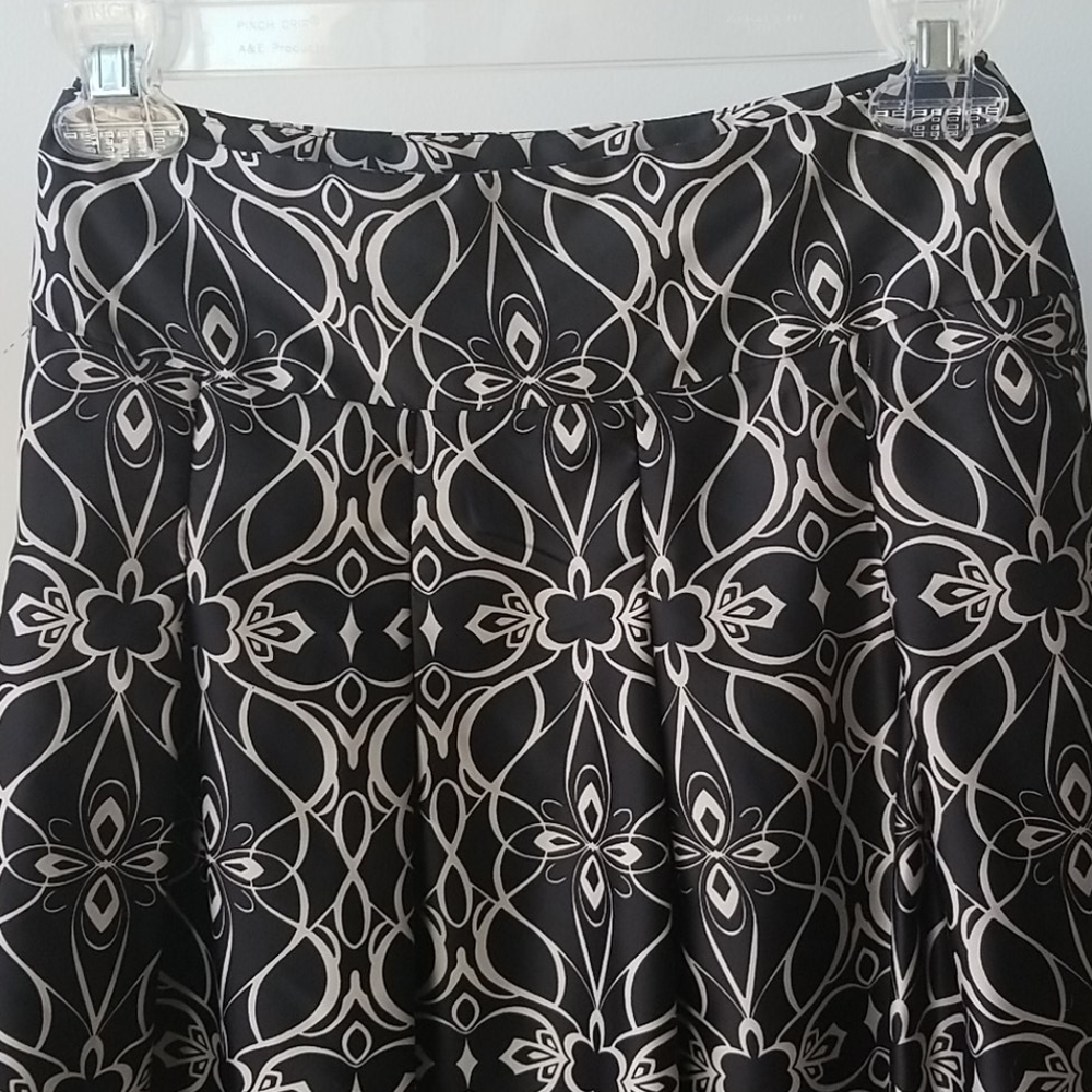 Massimo  Black Print A-Line  Skirt Sz 12